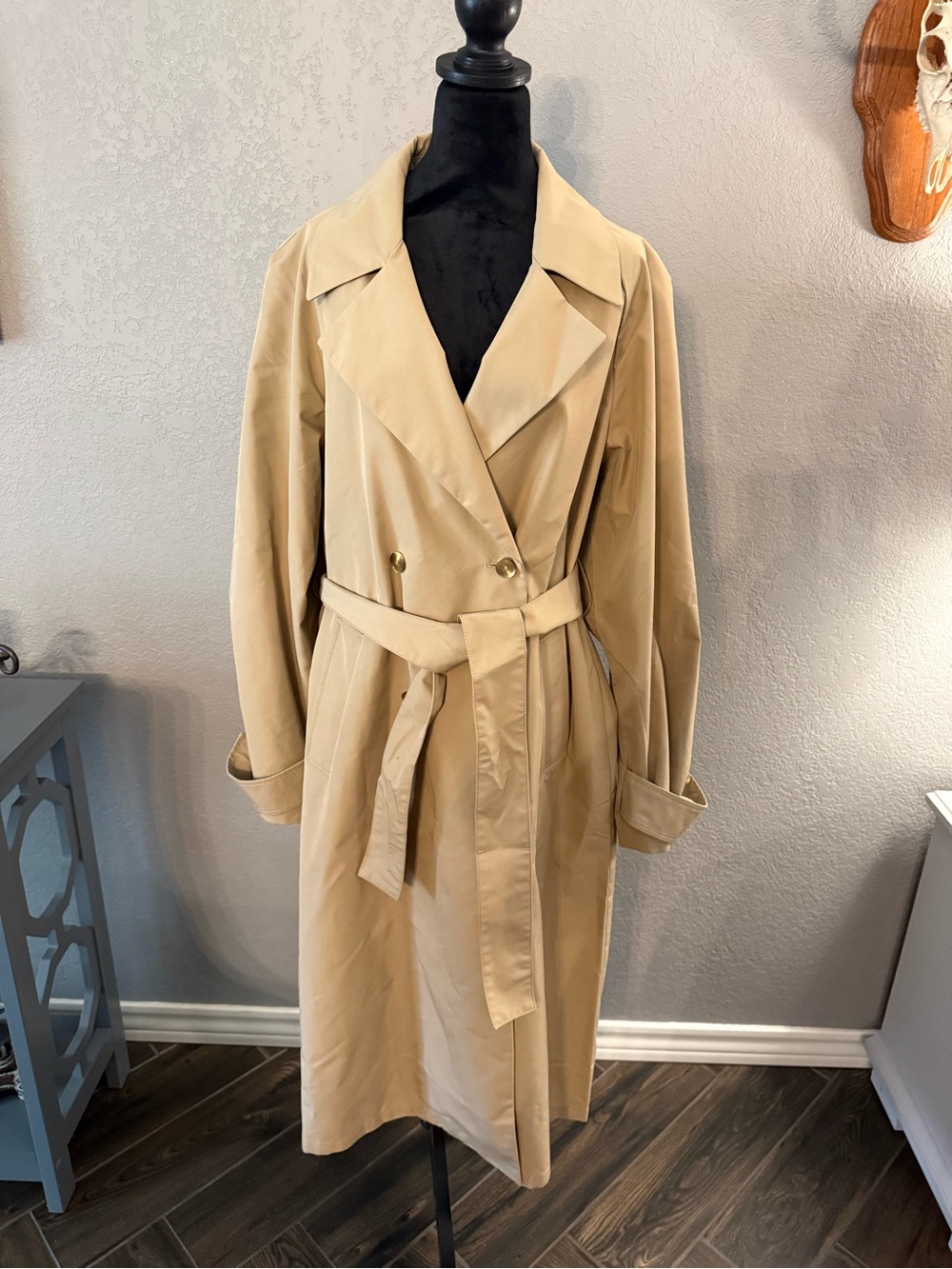 GAP Women's Beige Double-Breasted Trench Coat - Picture 2 of 4
